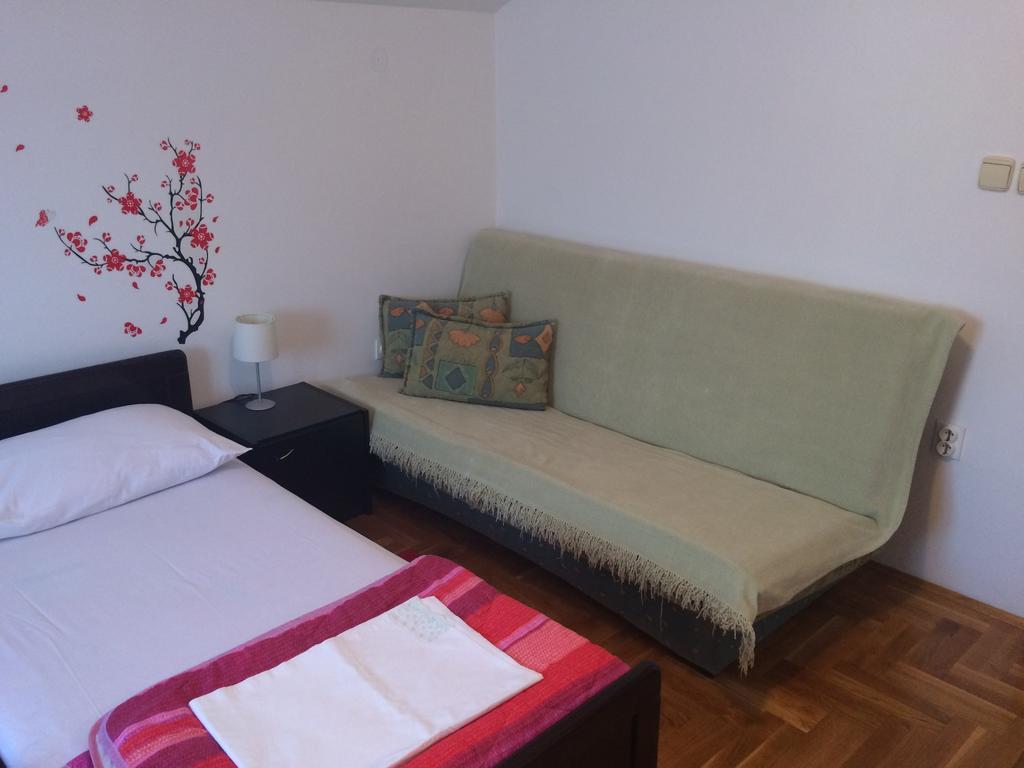 Apartment Kolundzic Novi Vinodolski Room photo