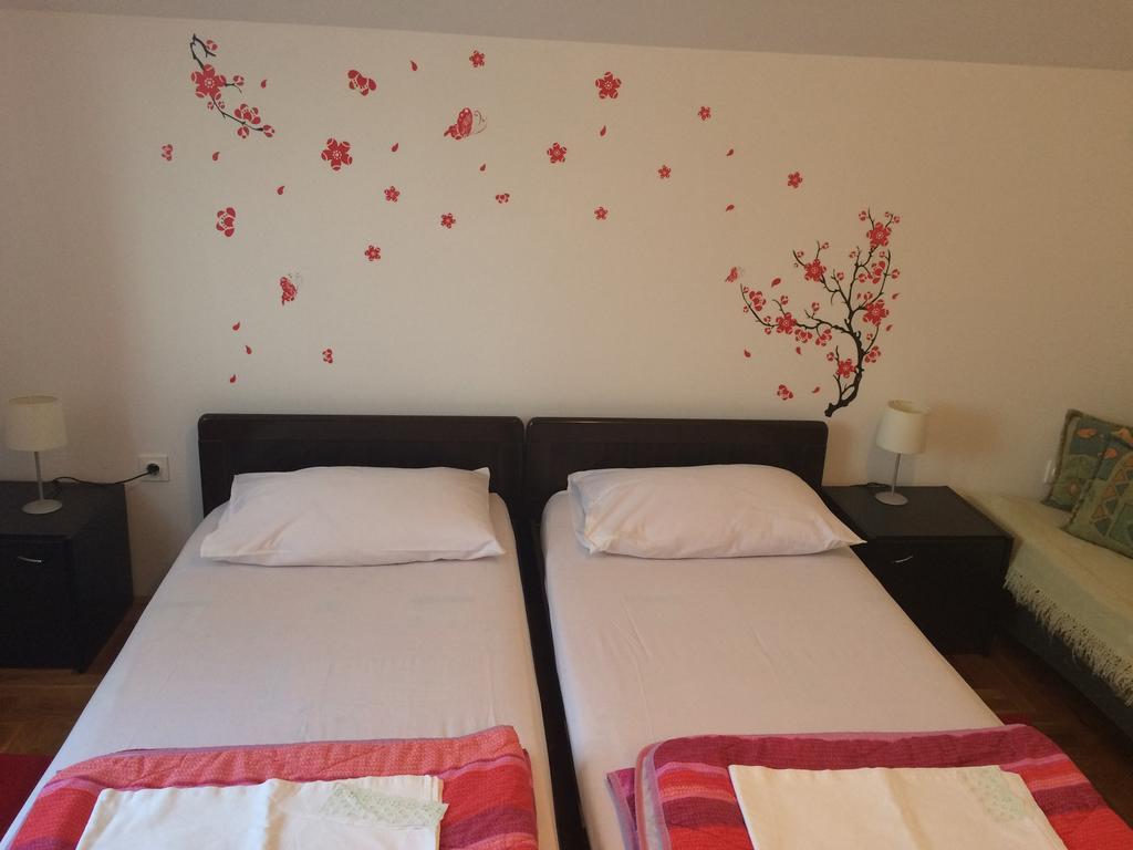 Apartment Kolundzic Novi Vinodolski Room photo