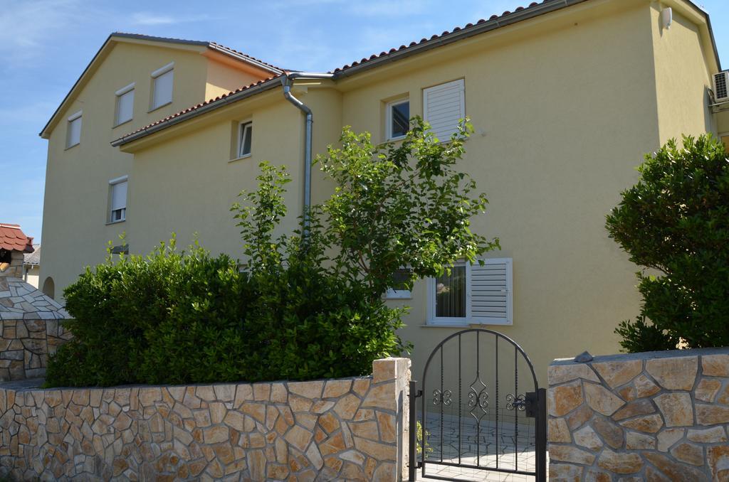 Apartment Kolundzic Novi Vinodolski Exterior photo
