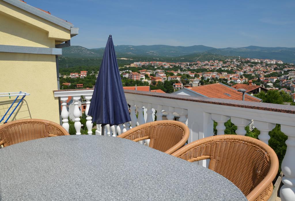 Apartment Kolundzic Novi Vinodolski Exterior photo